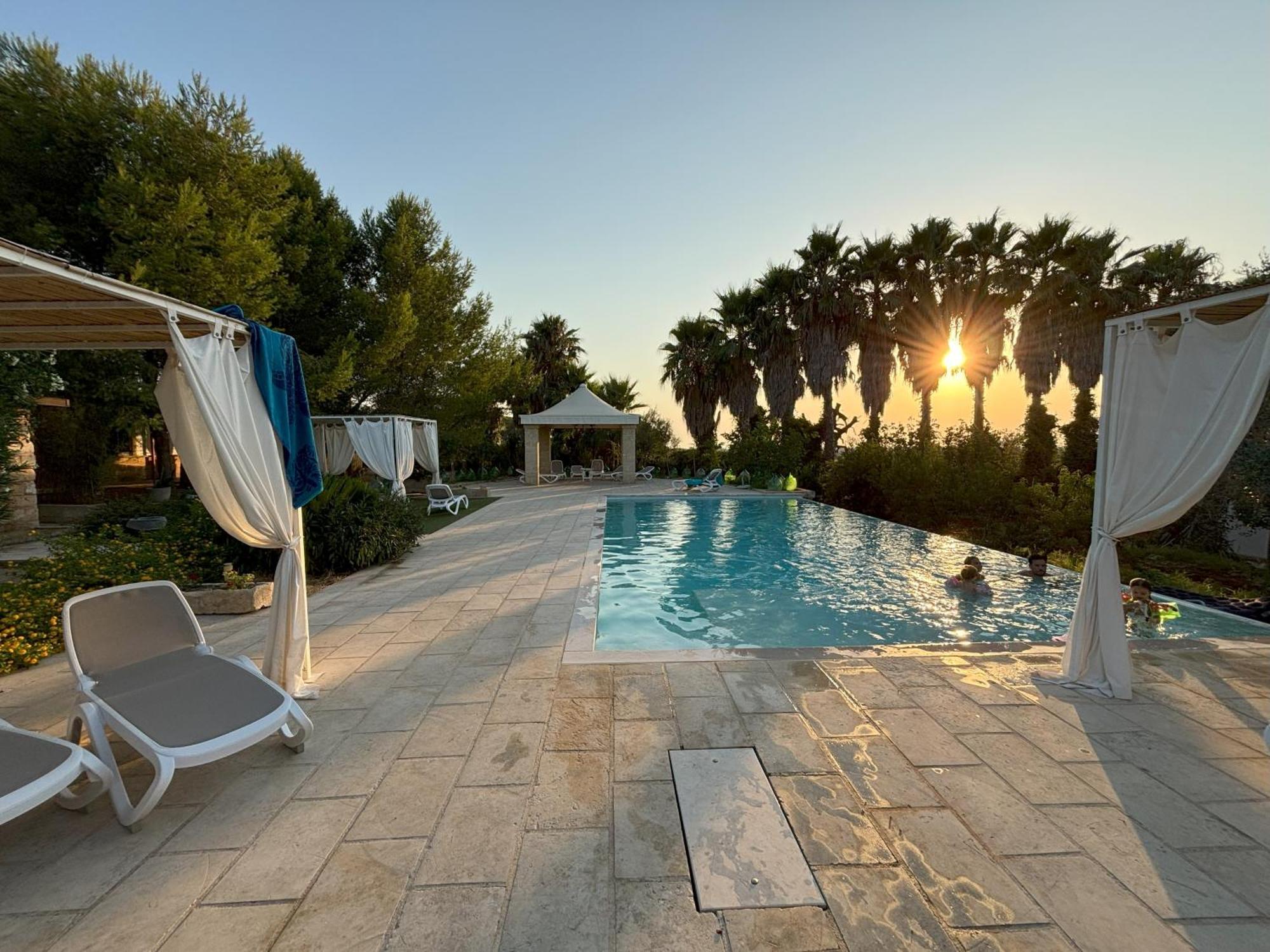 White Pool 7P Matino - Gallipoli Екстериор снимка
